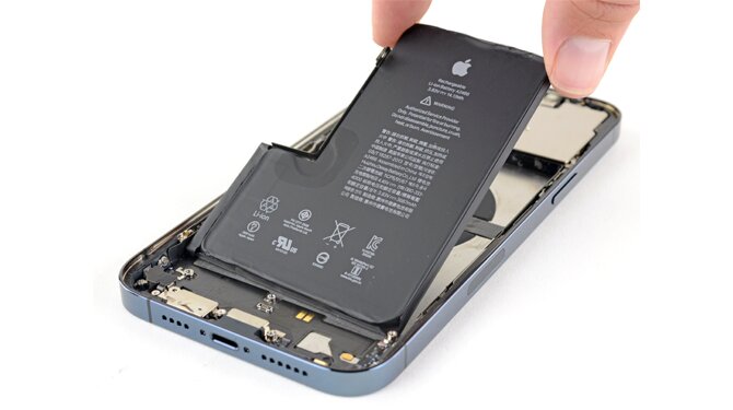 Bang gia Thay pin Iphone moi nhat thang 5/2025 tai KLMobile