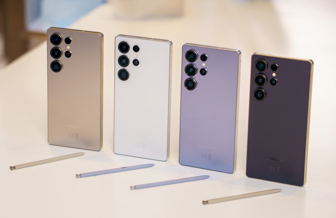 Voi thiet ke sang trong man hinh hien thi xuat sac hieu nang manh me camera AI thong minh va pin dung luong lon Samsung Galaxy S25 thuc su la chiec flagship toan dien
