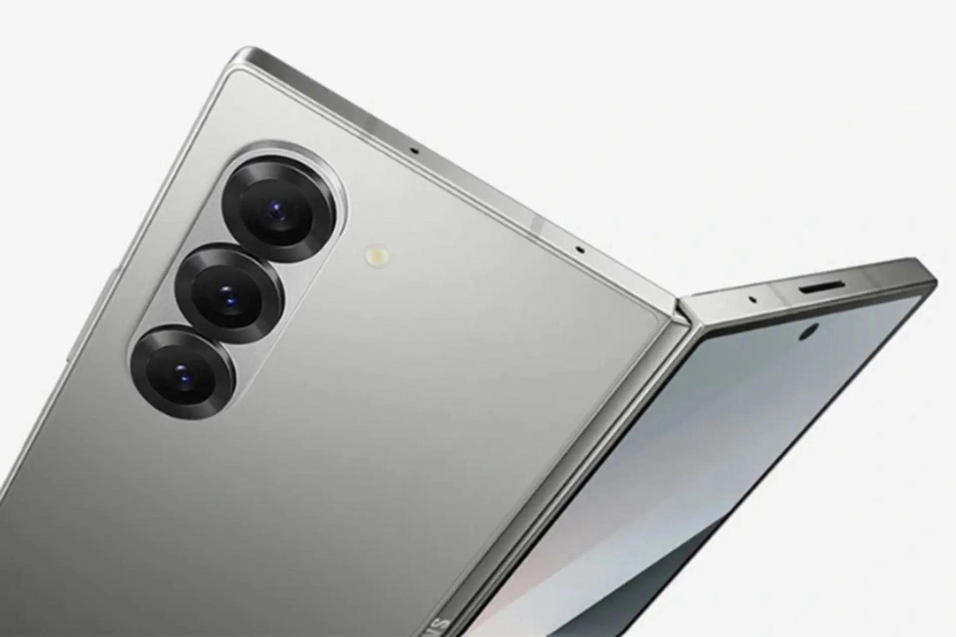 Voi nhung nang cap toan dien tu thiet ke, man hinh, hieu nang, camera cho den phan mem, Galaxy Z Fold 7 thuc su xung dang la sieu pham man hinh gap dan dau xu huong 2025